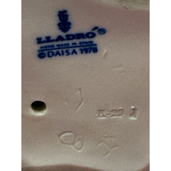 LLADRO Gypsies 9" Tall Pinwheels Figurine 4993 Glossy Mother Son RETIRED MINT - Picture 6 of 17